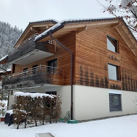 Kohlmeise Apartment Zweisimmen
